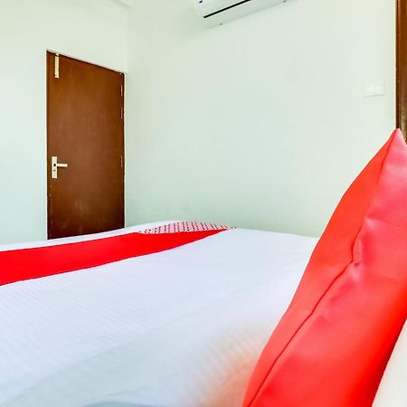 Hotel O The Velvet Chinhat Tiraha Екстер'єр фото