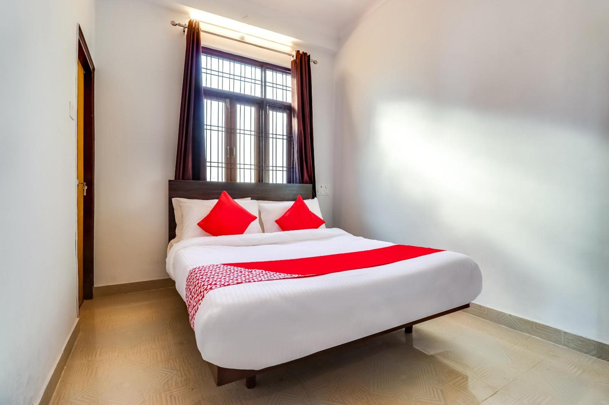 Hotel O The Velvet Chinhat Tiraha Екстер'єр фото