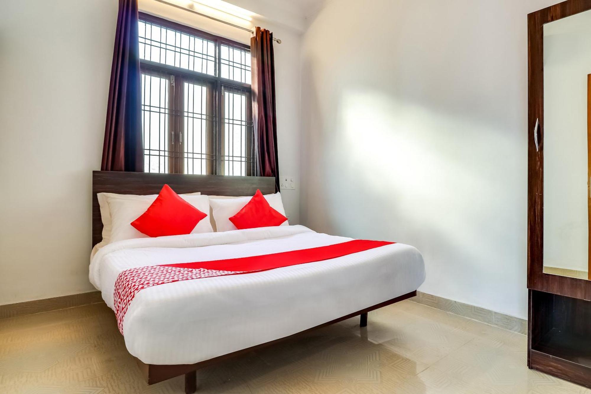 Hotel O The Velvet Chinhat Tiraha Екстер'єр фото